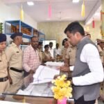 कळंबा मध्यवर्ती कारागृह निर्मित वस्तूंचे प्रदर्शन व विक्री केंद्र सुरु