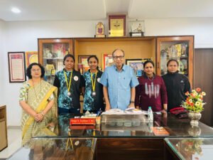 कमला कॉलेजच्या संचिता व प्रणाली यांची राष्ट्रीय मिनी गोल्ड स्पर्धेसाठी निवड