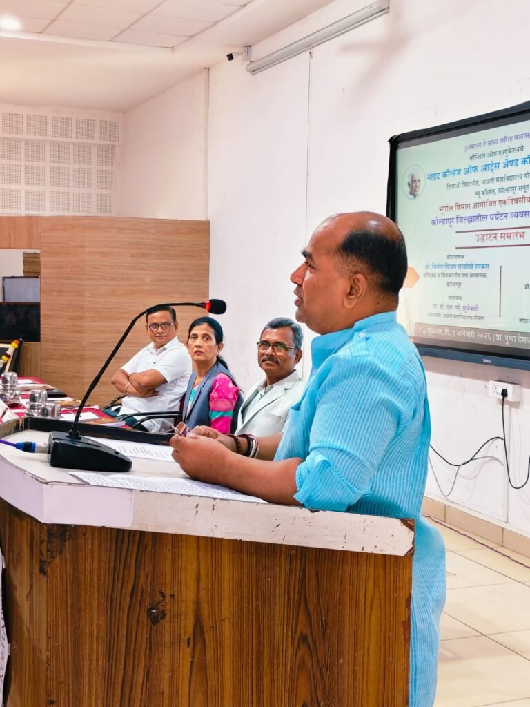 पारंपारिककलेला पर्यटन संधीच्या दृष्टिकोनातून पाहणे गरजेचे आहे विनोद विजय साळुंखे