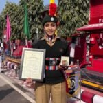 न्यू कॉलेज विद्यार्थींनी मधुरा बाटे आर्मी वुमन्स वेल्फेअर असोसिएशनच्या यंग ऍचीवर ऍप्रिसिएशन अवॉर्ड ने सन्मानित