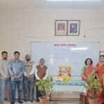 कमला कॉलेजमध्ये छत्रपती शिवाजी महाराज यांना जयंती निमित्त अभिवादन