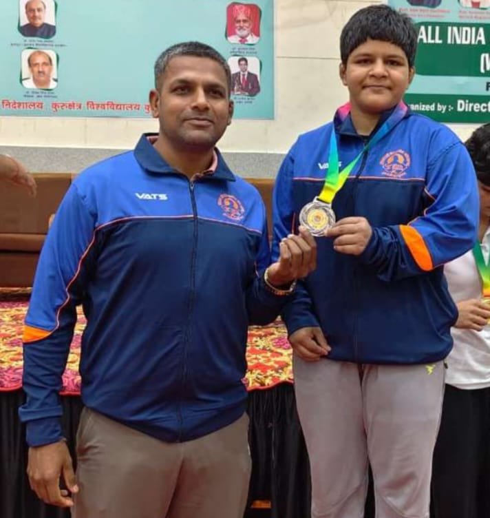 अखिल भारतीय आंतर-विद्यापीठ महिला फ्रीस्टाइल कुस्ती स्पर्धेत1