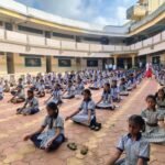 कोरगांवकर हायस्कूलमध्ये  योग प्रात्यक्षिके 