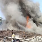 निपाणीत राम मंदिराजवळ घराला भीषण आग; लाखो रुपयांचे नुकसान